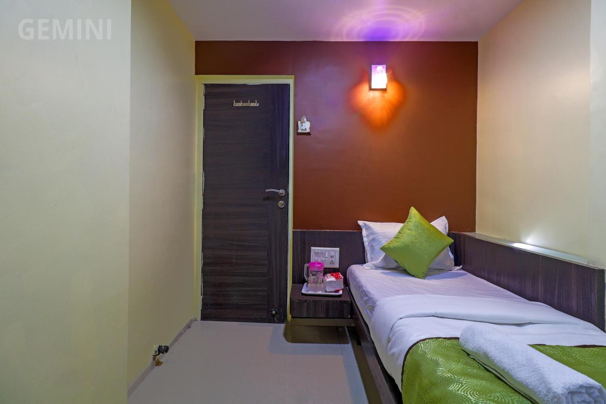 Hotel Gemini Mumbai Exteriör bild